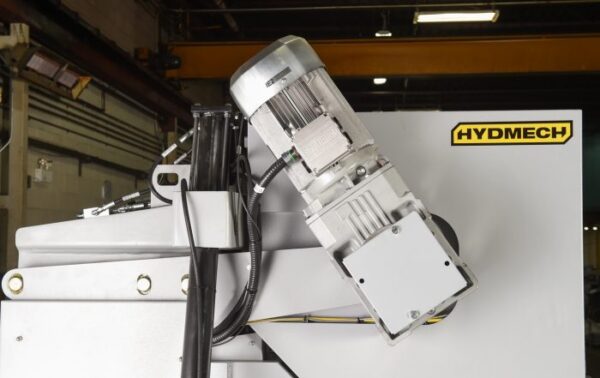 v-25-blade-drive-700x441 v-25-blade-drive-700x441