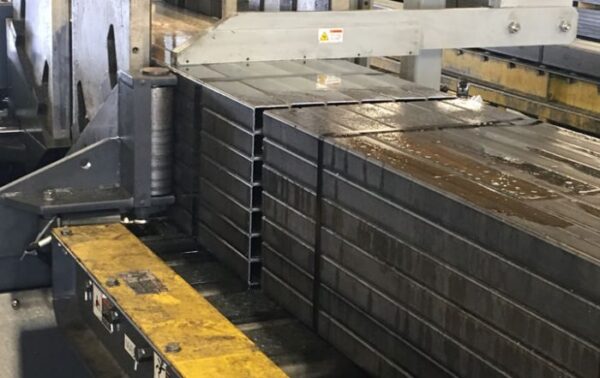 v-25-custom-application-02-700x441 v-25-custom-application-02-700x441