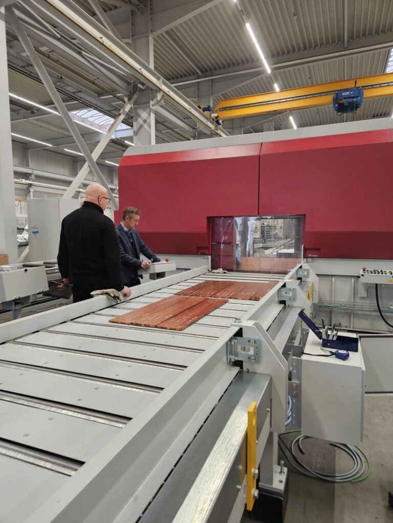 Vuosi 2024 paketissa – Kaikkien aikojen liikevaihto lujittaa Prodmacin uskoa kotimaiseen metalliteollisuuteen